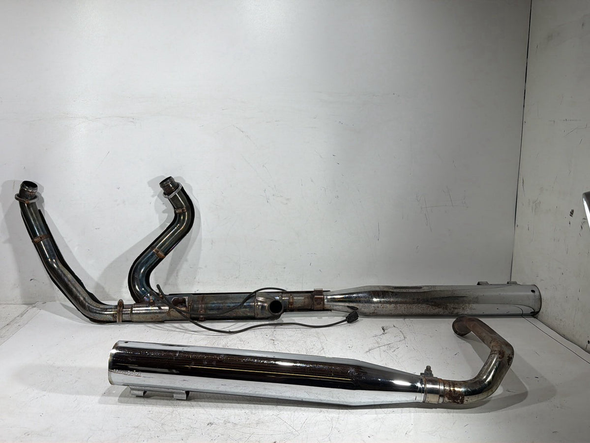 2010 Harley Road King Touring Classic Exhaust Headers Pipe Mufflers Python