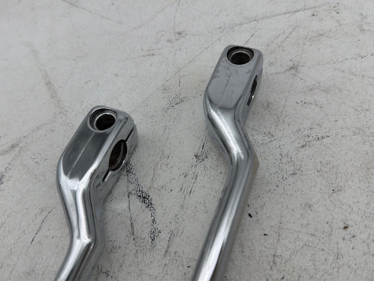 2015 Harley Electra Glide Touring Ultra Low OEM Gear Shifter Lever Pedal Pedals