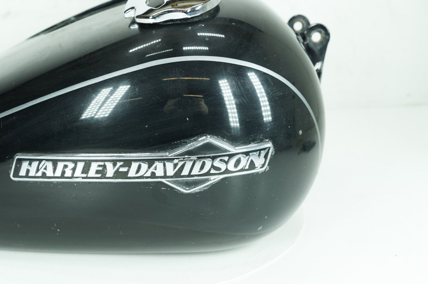 2012 Harley-Davidson Dyna FXDC - Fuel Gas Tank Gasoline Reservoir PN: 61593-10