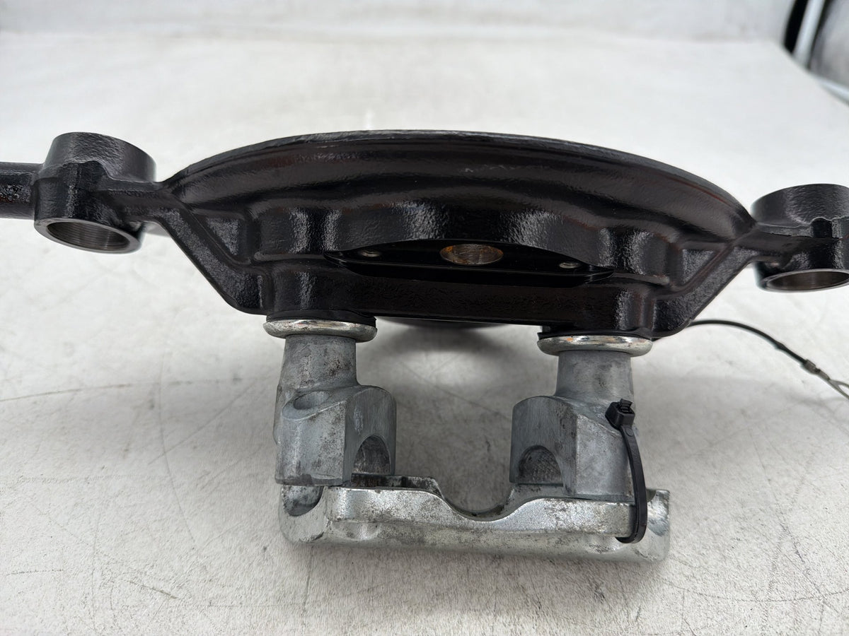 2011 Harley Electra Glide Touring Ultra OEM Front Fork Upper Triple Tree Clamps