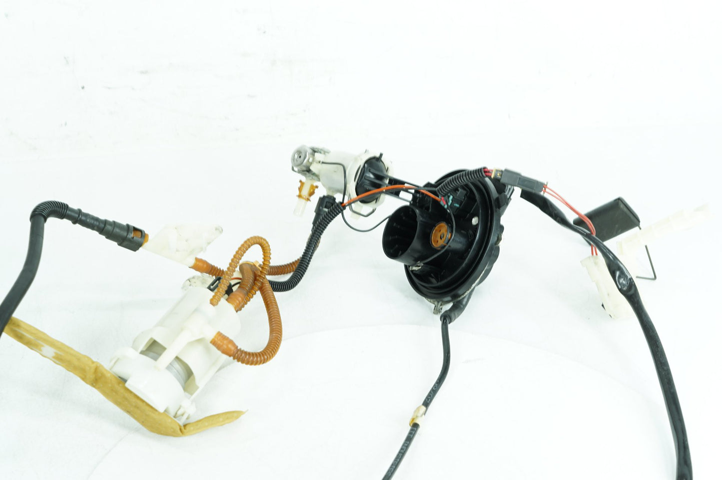 2007 - 2012 Harley-Davidson Touring Electra Glide Ultra Fuel Pump Gas Gasoline Petrol Sending 62908-08