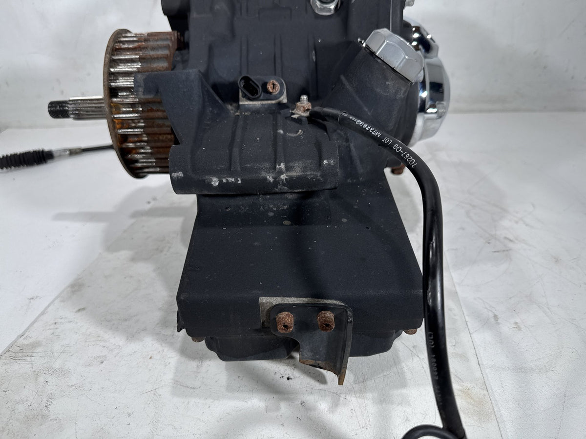 2011 Harley Road King Touring FLHR OEM 6 Speed Transmission Gearbox