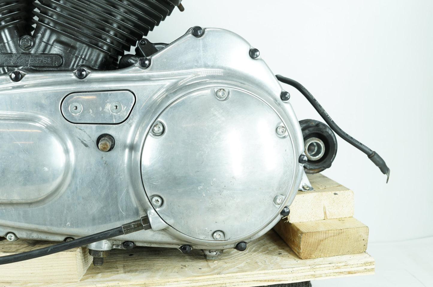2004 - 2013 Harley-Davidson Sportster Base 883 CARB 883 Engine Motor Transmission 16052-04