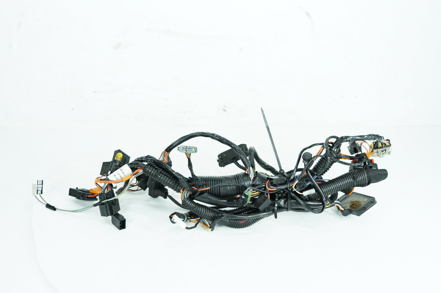 2007 - 2011 Harley-Davidson Touring Electra Ultra Front Sub Wiring Harness Loom Interconnect 70232-08