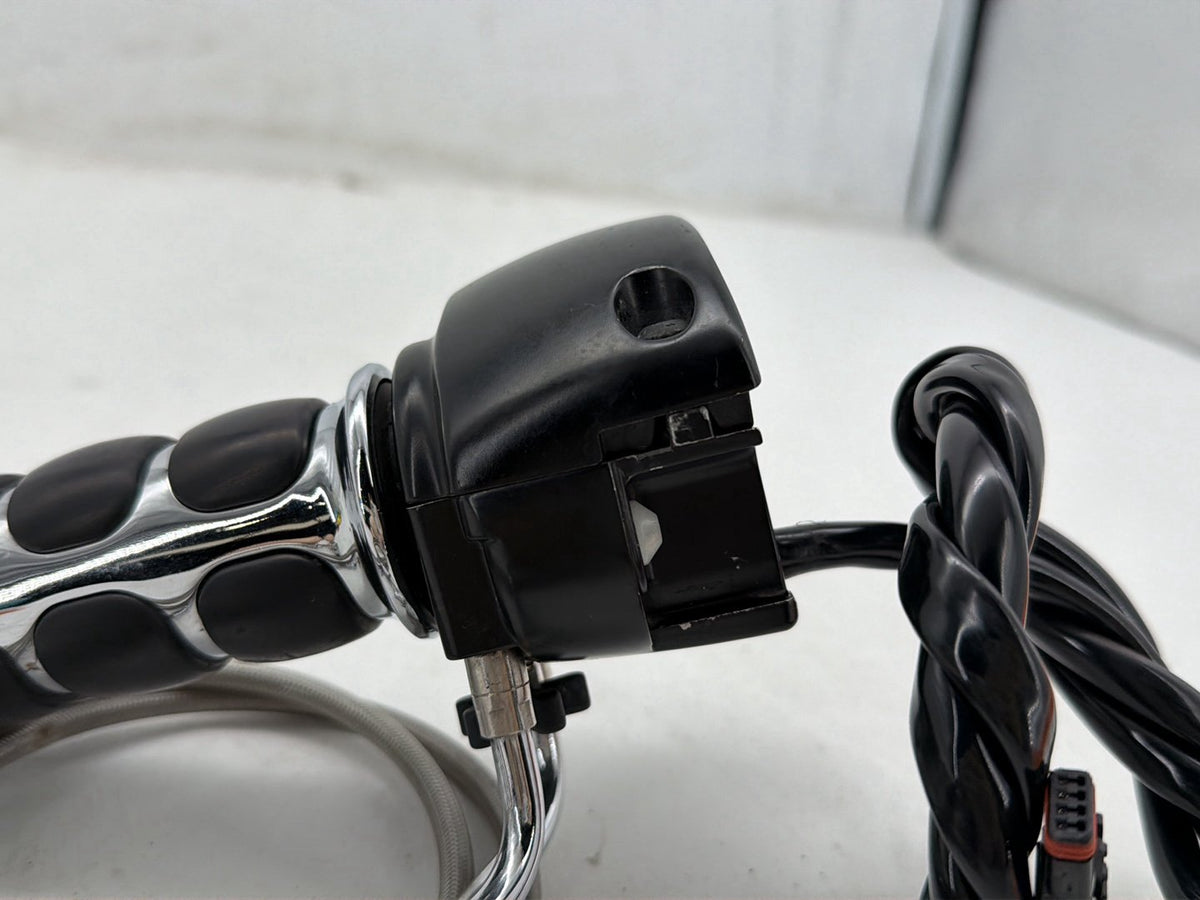 2015 Harley Softail Deluxe FLSTN OEM Right Engine Start Kill Switches Controls