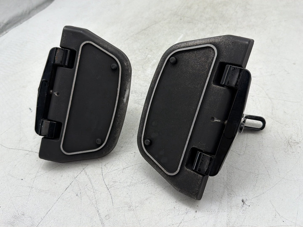 2012 Harley Electra Glide Touring Ultra OEM Left & Right Passenger Floorboard Foot Rest
