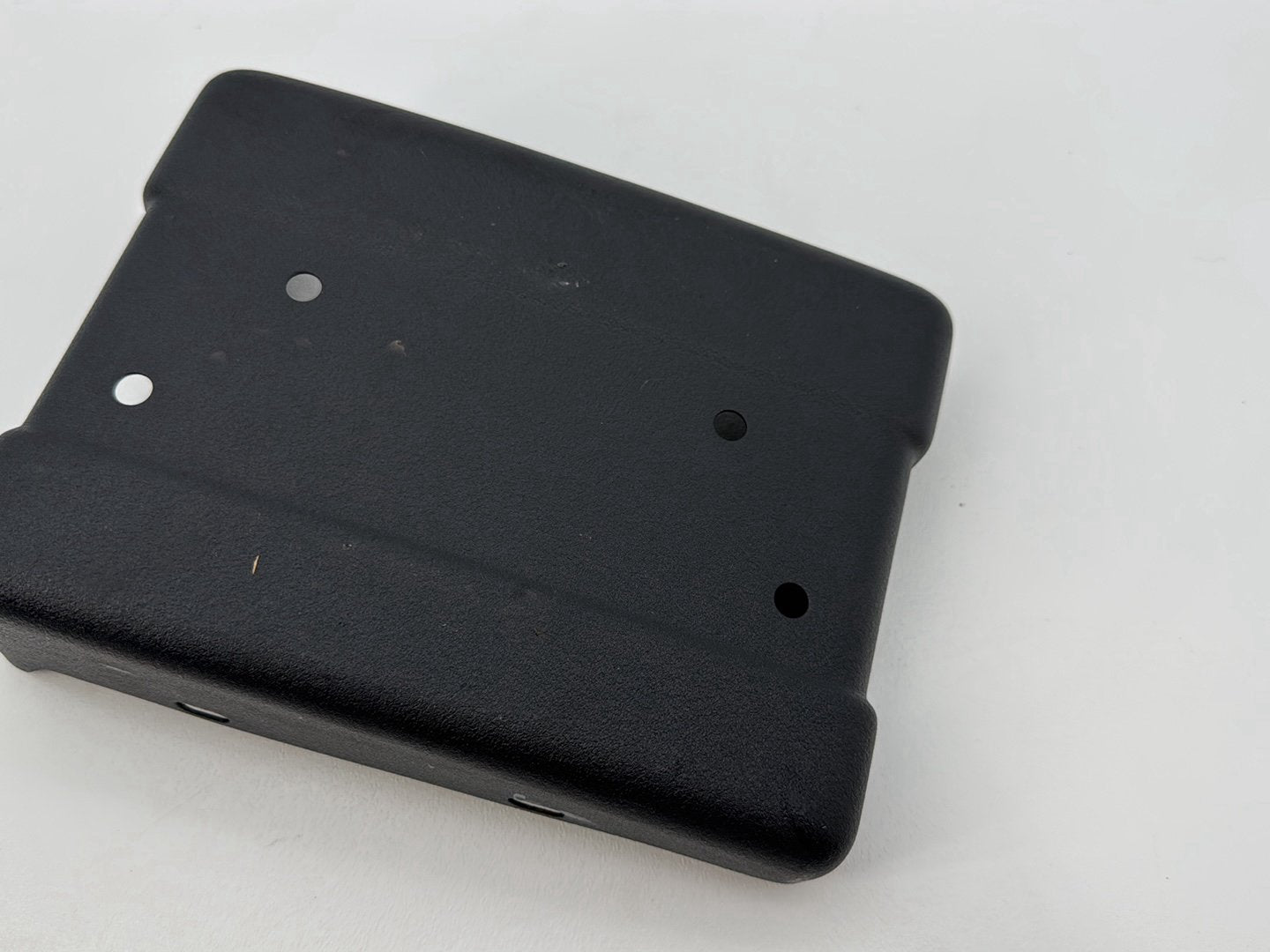 2006 - 2017 Harley-Davidson Dyna Street Bob Lower Battery Tray Stay Box Cover 66234-06 66234-06