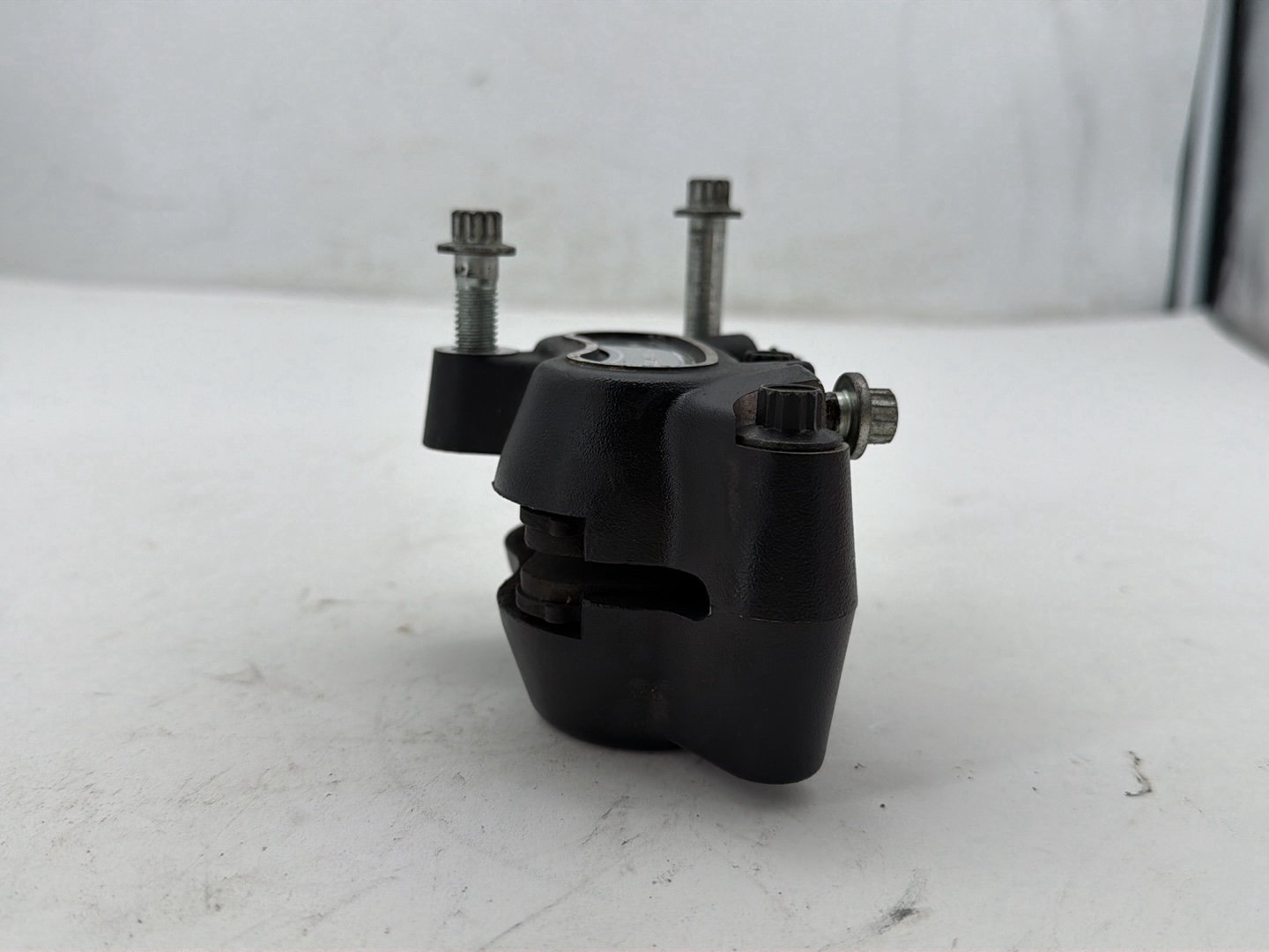 2008 Harley Dyna Fat Bob FXDF OEM Front Left 1 Brake Caliper