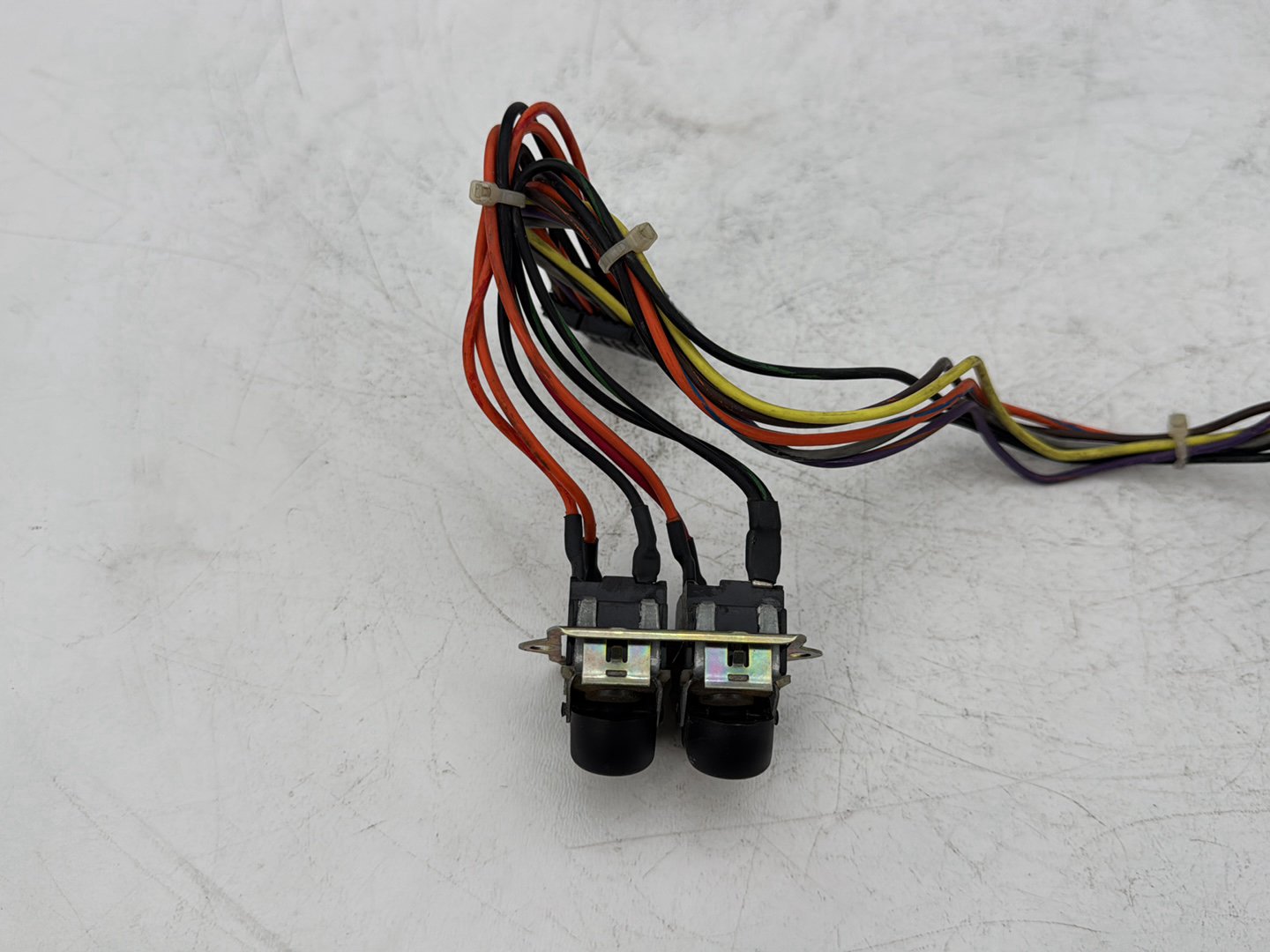 1999 - 2006 Harley-Davidson Touring Electra Glide Classic  Inner Fairing Wire Wiring Harness Switch 73162-96BK