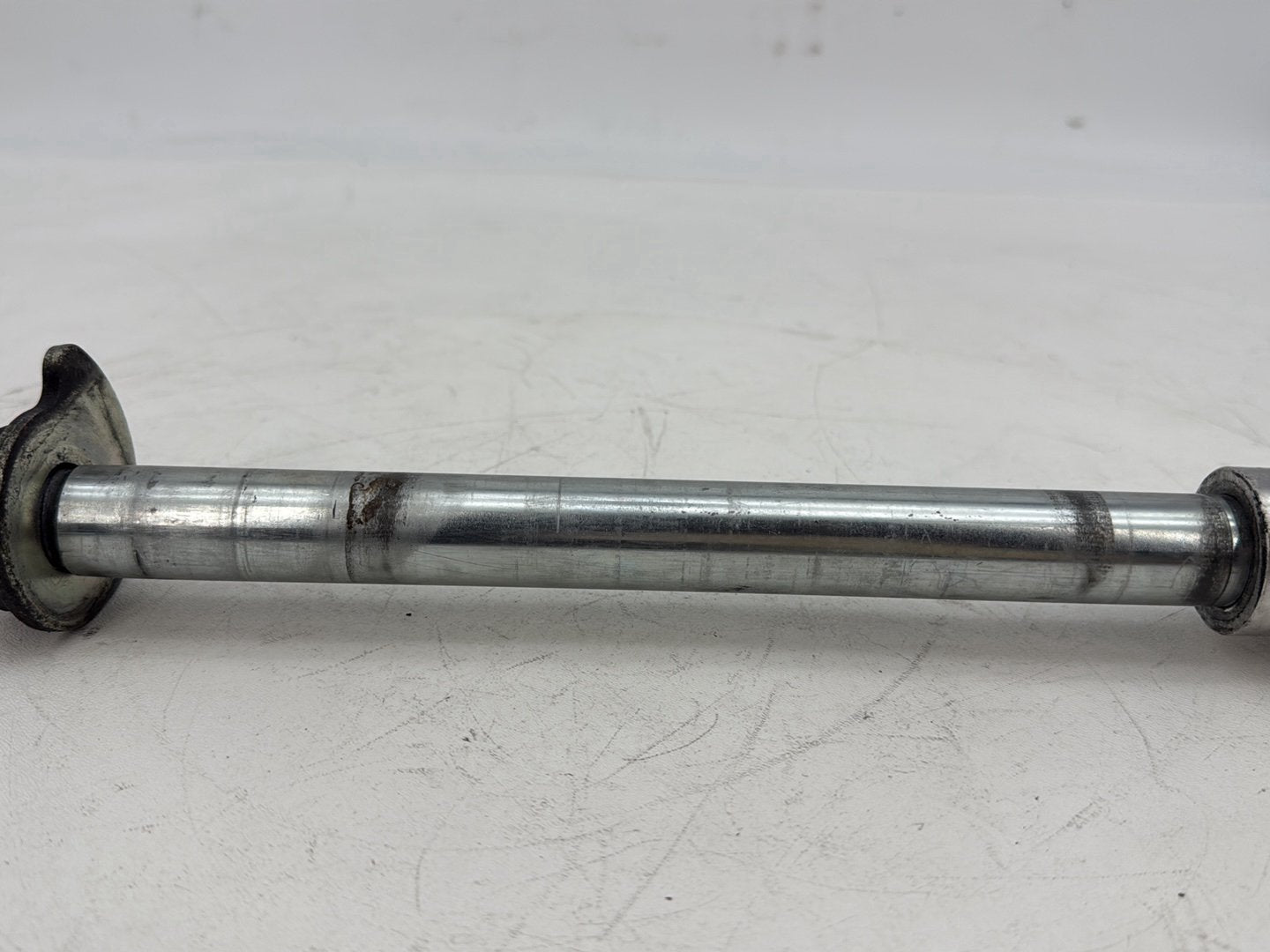 2007 - 2012 Harley-Davidson Touring Electra Glide Ultra Rear Wheel Axle Bolt Shaft 	41056-08