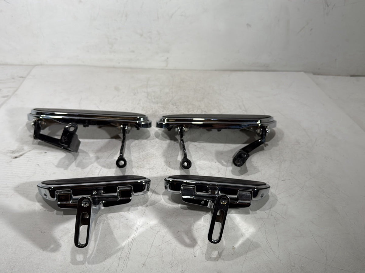 10 Harley Street Glide Touring FLHX OEM LH RH Driver & Pass Floorboard Foot Rest