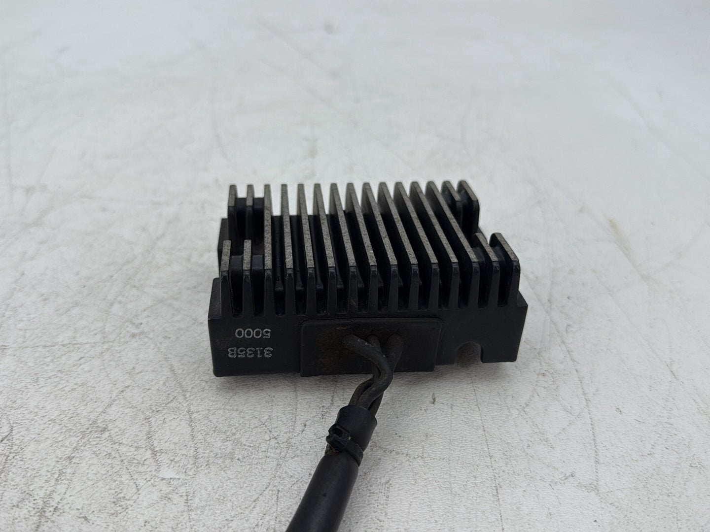 2001 Harley Sportster 883 Hugger XLH883 OEM Voltage Regulator Rectifier