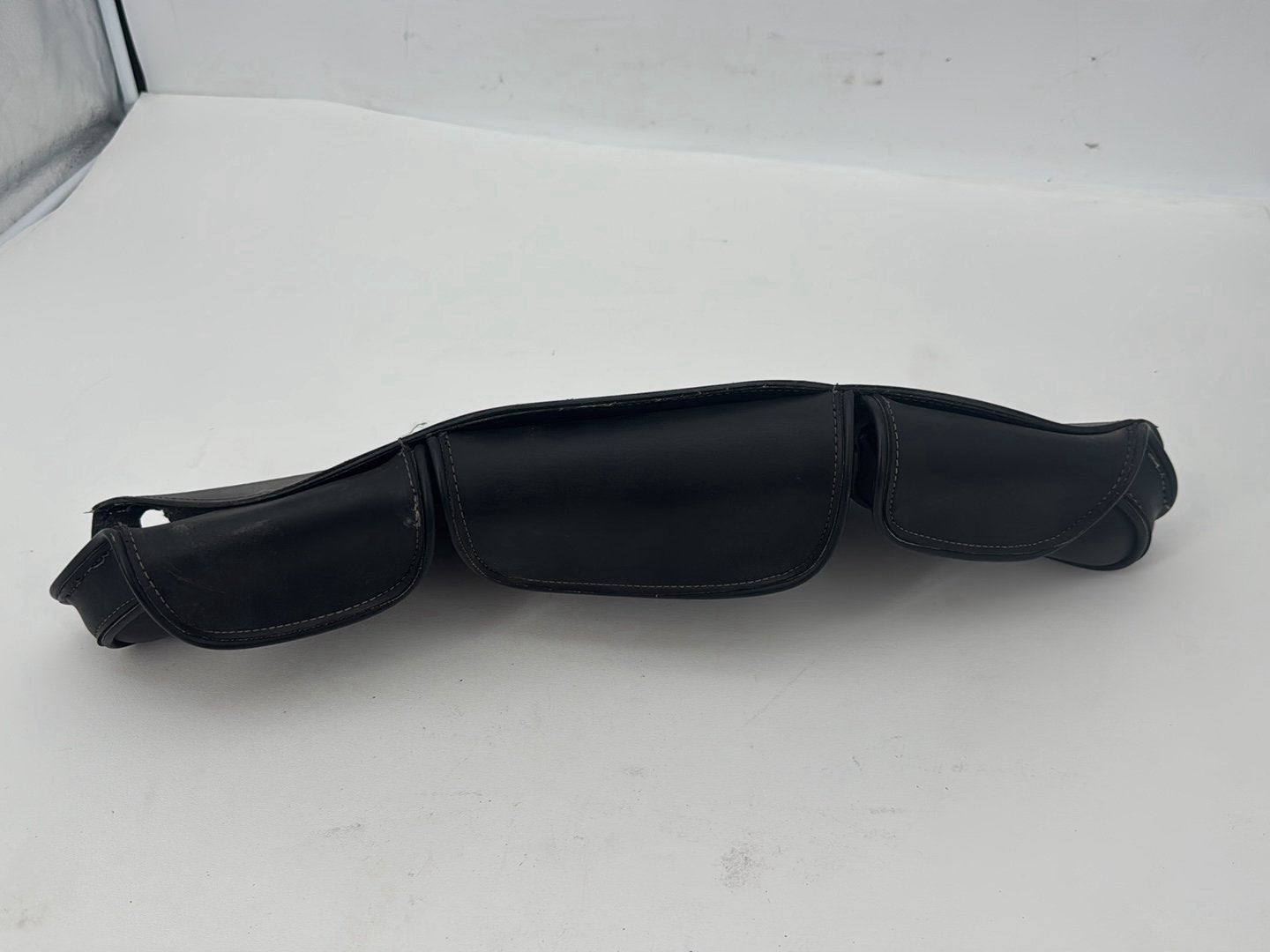 1999 - 2006 Harley-Davidson Touring Electra Glide Classic Front Onboard Tool Bag Leather Storage 58904-03