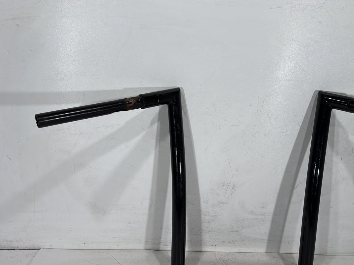 2018 Harley Road Glide Touring FLTRXS OEM Front Handlebars Handle Bars