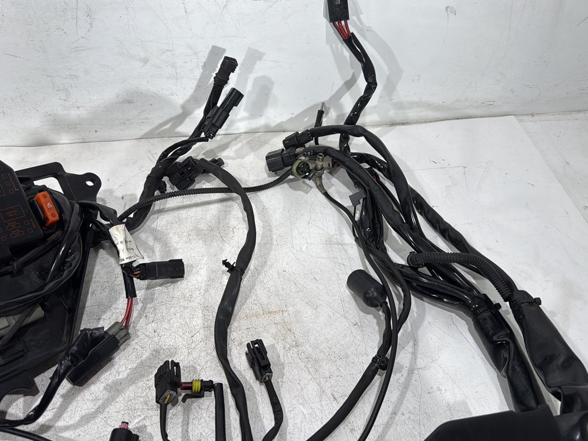 2011 Harley Street Glide Touring FLHX OEM Main Wire Wiring Harness Loom ABS