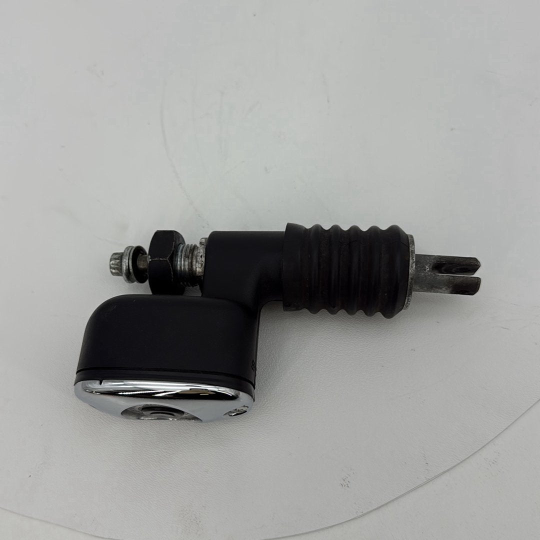 2007 - 2012 Harley-Davidson Touring Street Glide Rear Brake Master Cylinder Reservoir  	41767-05A