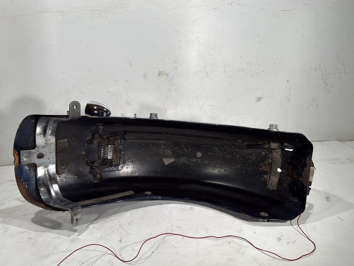 2009 Harley Street Glide Touring FLHX OEM Rear Wheel Fender & Turn Signals Bar