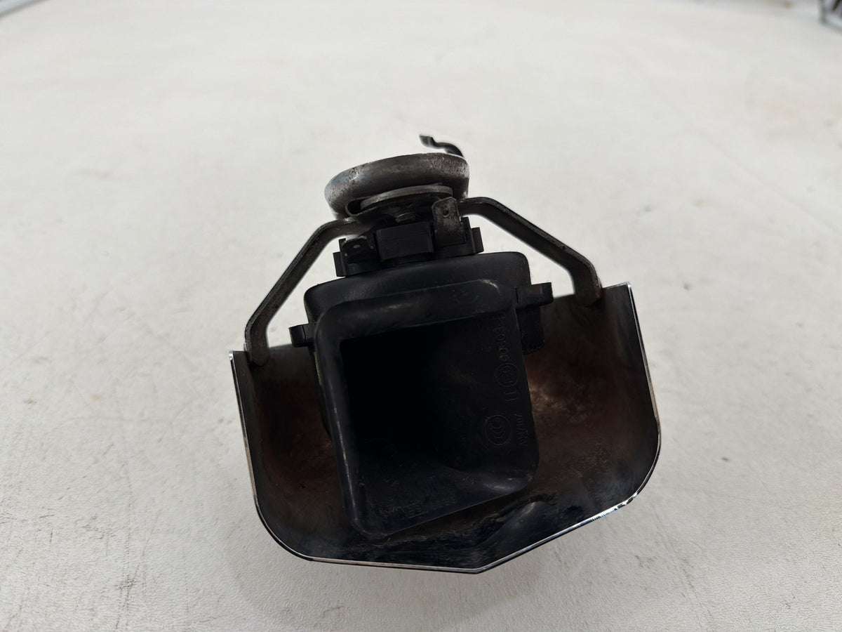 2016 Harley Road Glide Touring FLTRXS OEM Horn Signal Klaxon Chrome Cover