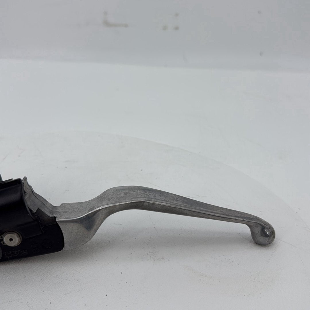 2007 - 2012 Harley-Davidson Dyna Super Glide Front Right Brake Lever Master Cylinder 45019-08A