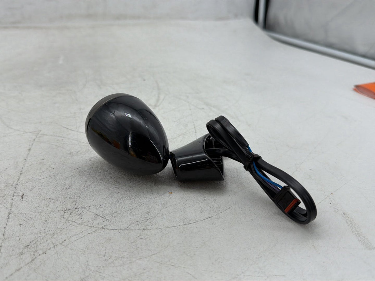 2018 Harley Road Glide Touring FLTRXS OEM Front 1 Turn Signal Indicator Blinker
