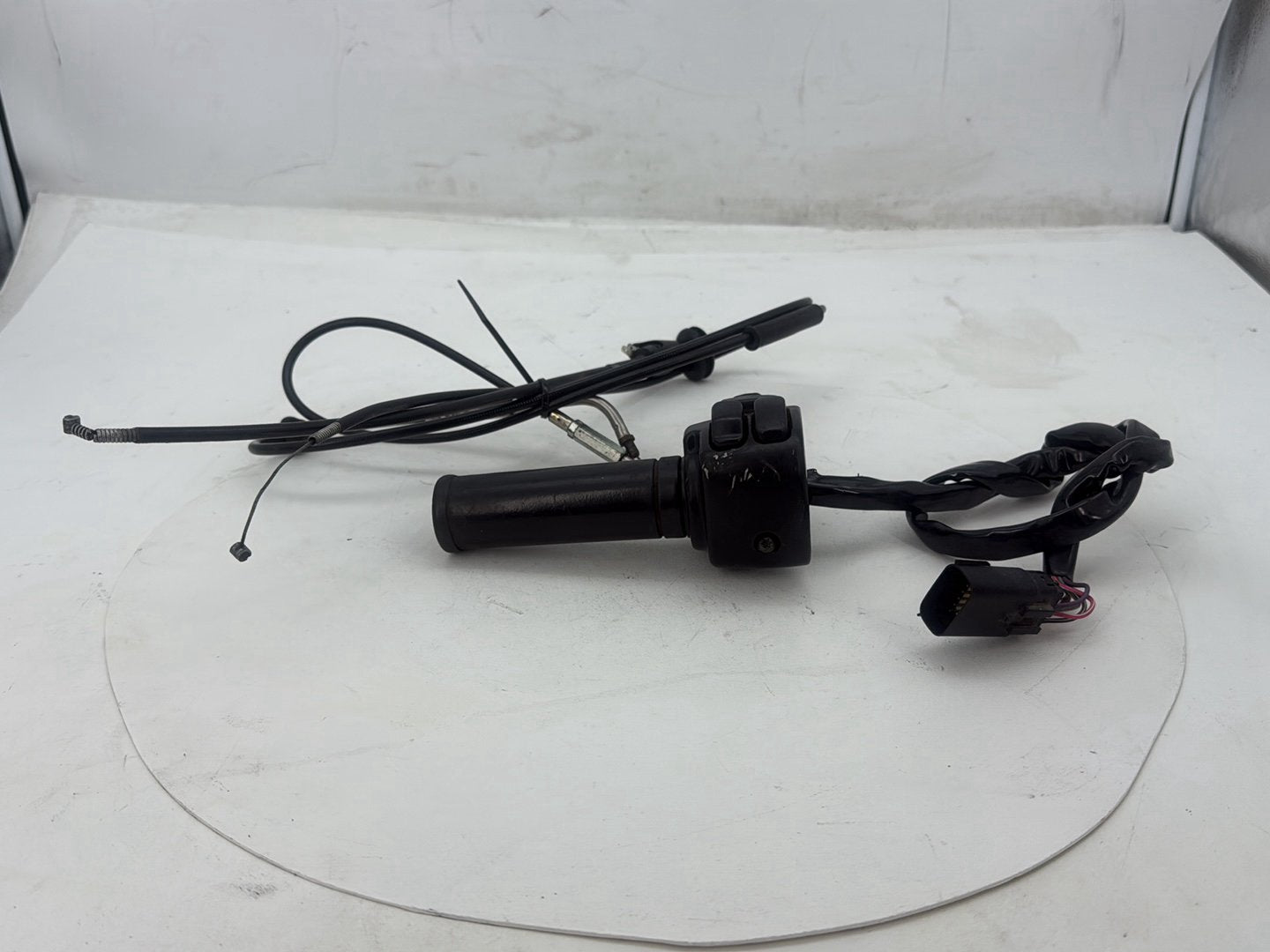 2007 Harley Street Glide Touring FLHX OEM Right Engine Start Kill Switches Controls