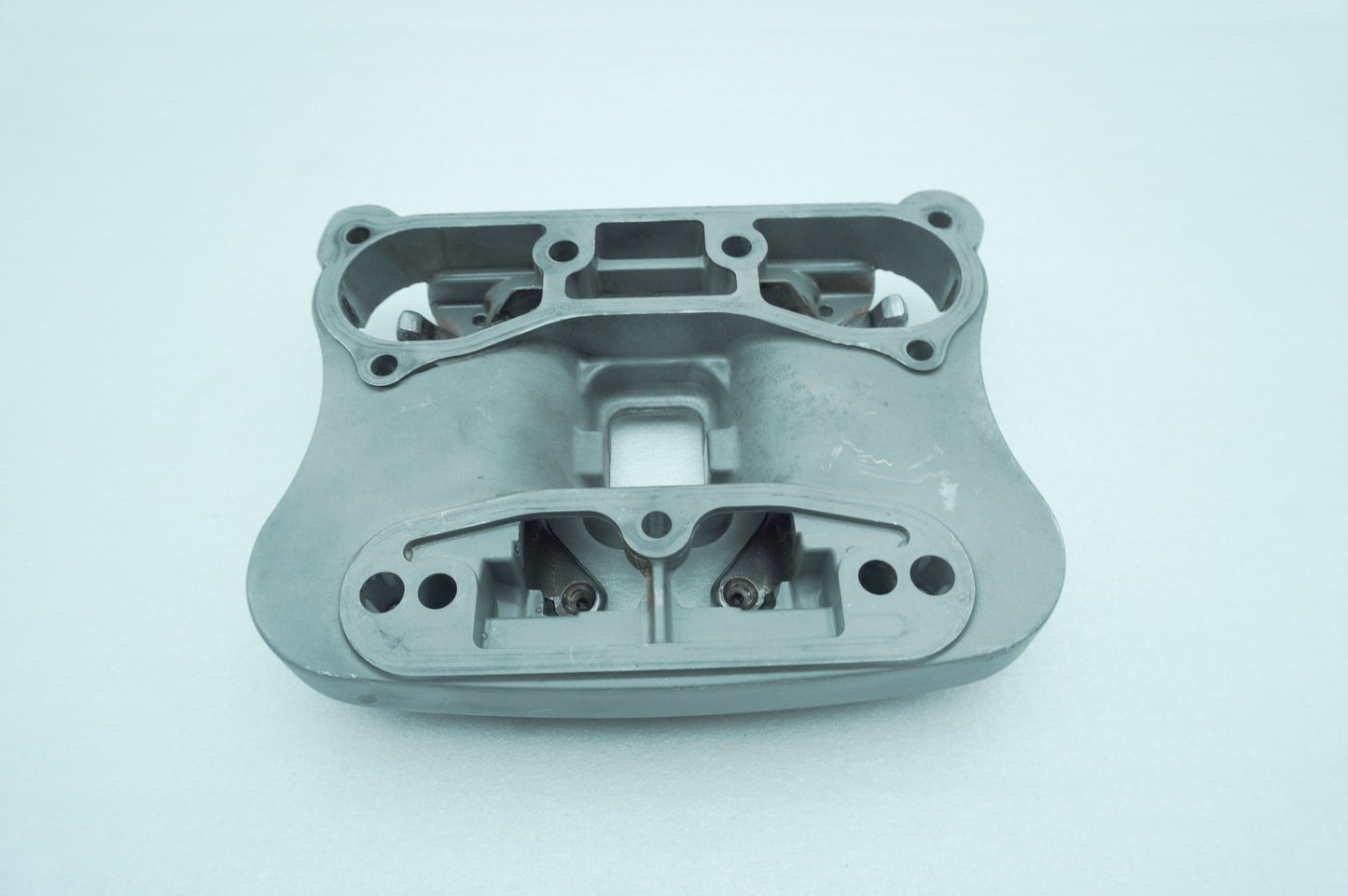 1991 - 2003 Harley-Davidson Sportster  Twin Cam Lower 1 Rocker Box 17543-99A 17501-86B