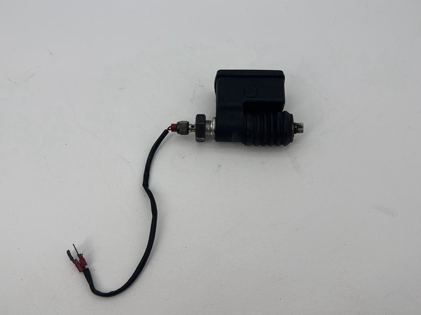 1999 - 2006 Harley-Davidson Dyna Low Rider Rear Brake Master Cylinder Reservoir