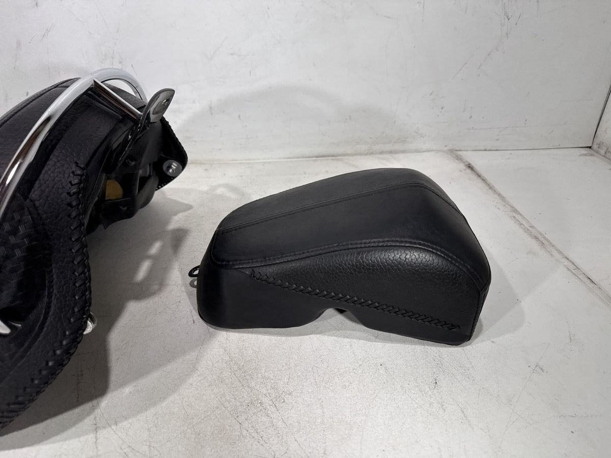 2011 Harley Softail Deluxe FLSTN OEM Passenger Rider Driver Seat Saddle