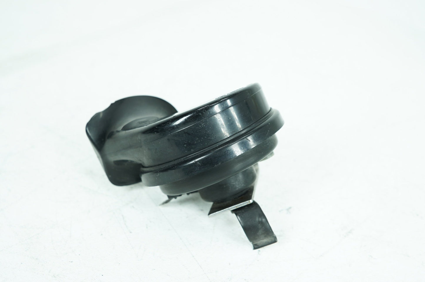2007 - 2011 Harley-Davidson Touring Road Glide Signal Horn Klaxon Beep 69060-90E