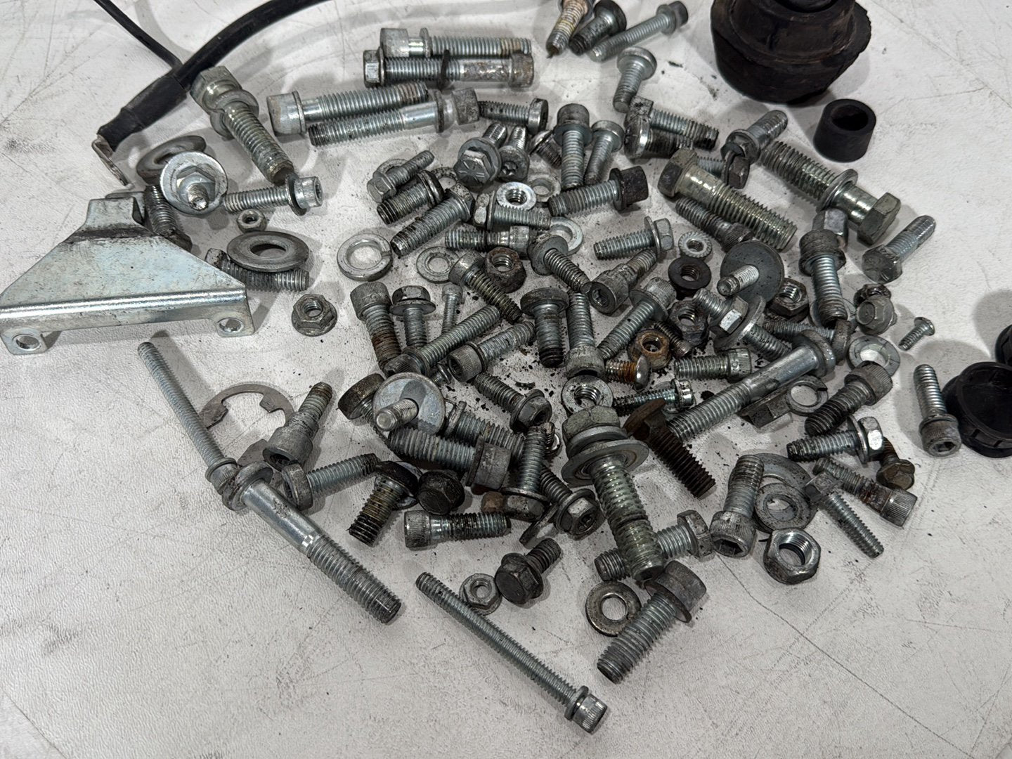 2008 - 2016 Harley-Davidson Touring Electra Glide Ultra Hardware Bolts Nuts & Brackets