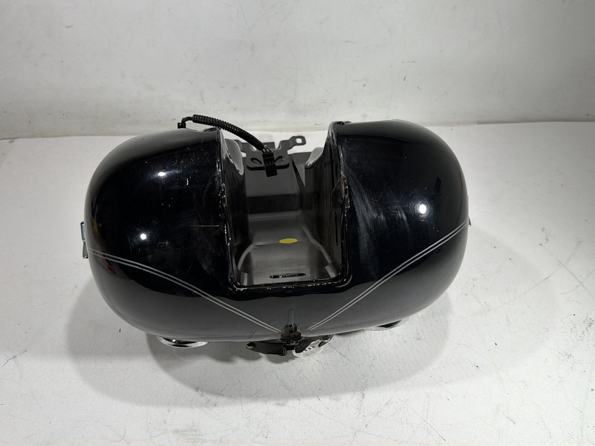 2009 Harley Road King Touring Police OEM Fuel Gas Tank Gasoline Reservoir