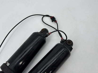 1999 - 2006 Harley-Davidson Touring Electra Glide Classic Rear Left Right Shock Absorbers 54565-97A