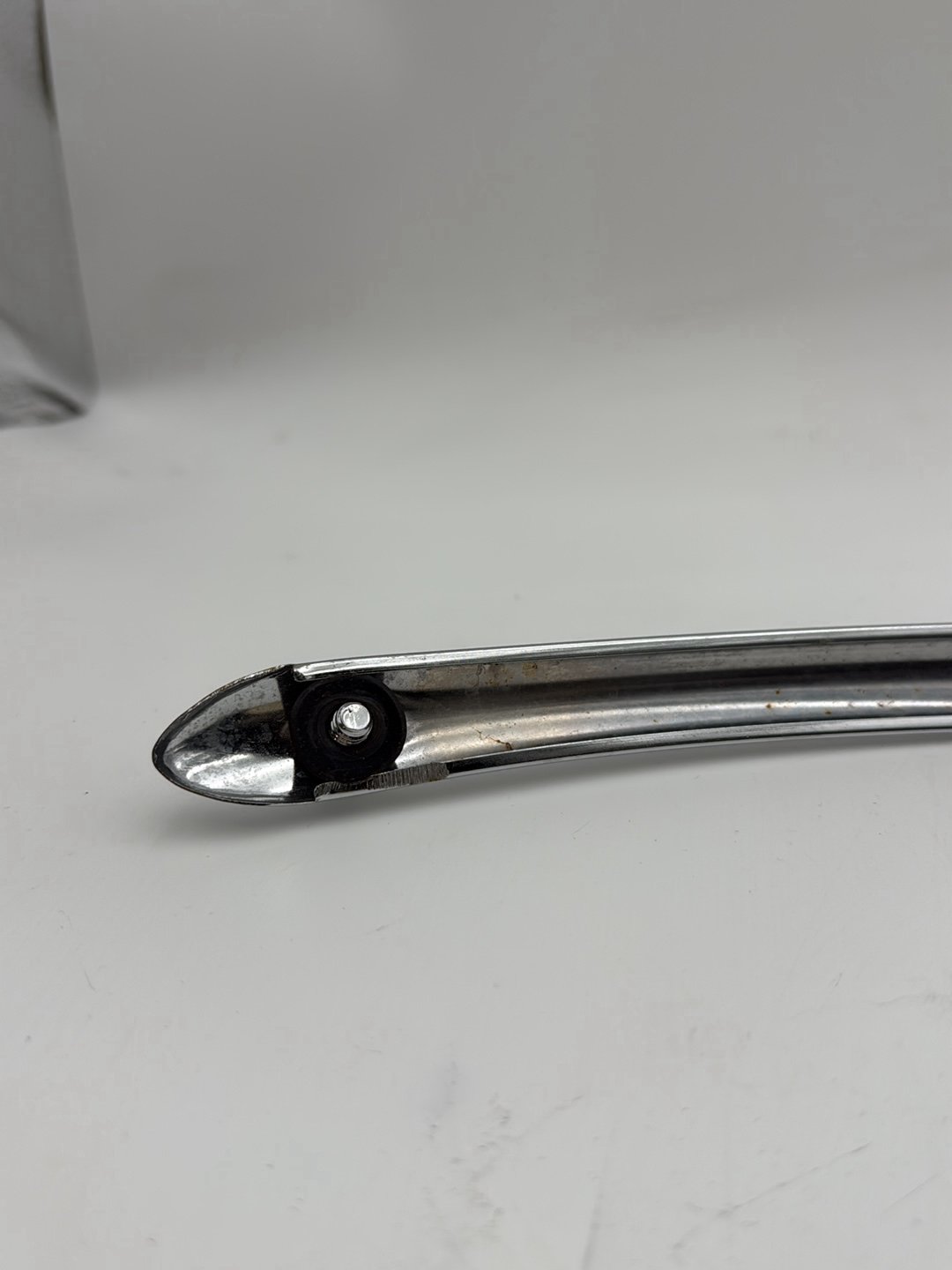2007 - 2012 Harley-Davidson Touring Electra Glide Classic Front Windshield Mount Trim Strip  	58247-96