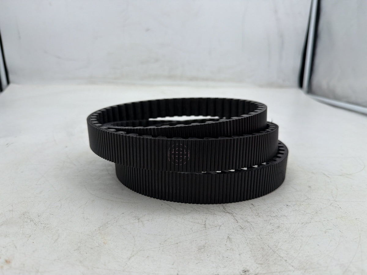 2001 Harley Softail Deuce FXSTD OEM Rear Drive Belt 40307-00B 135T 1-1/8"