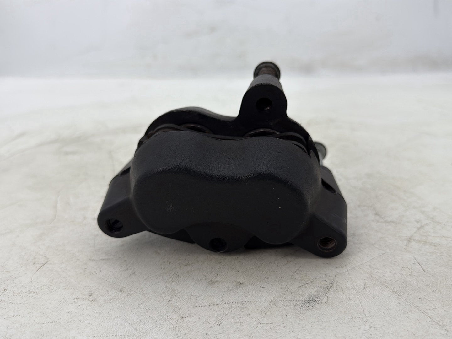 2015 Harley Dyna Low Rider FXDL OEM Front Right 1 Brake Caliper