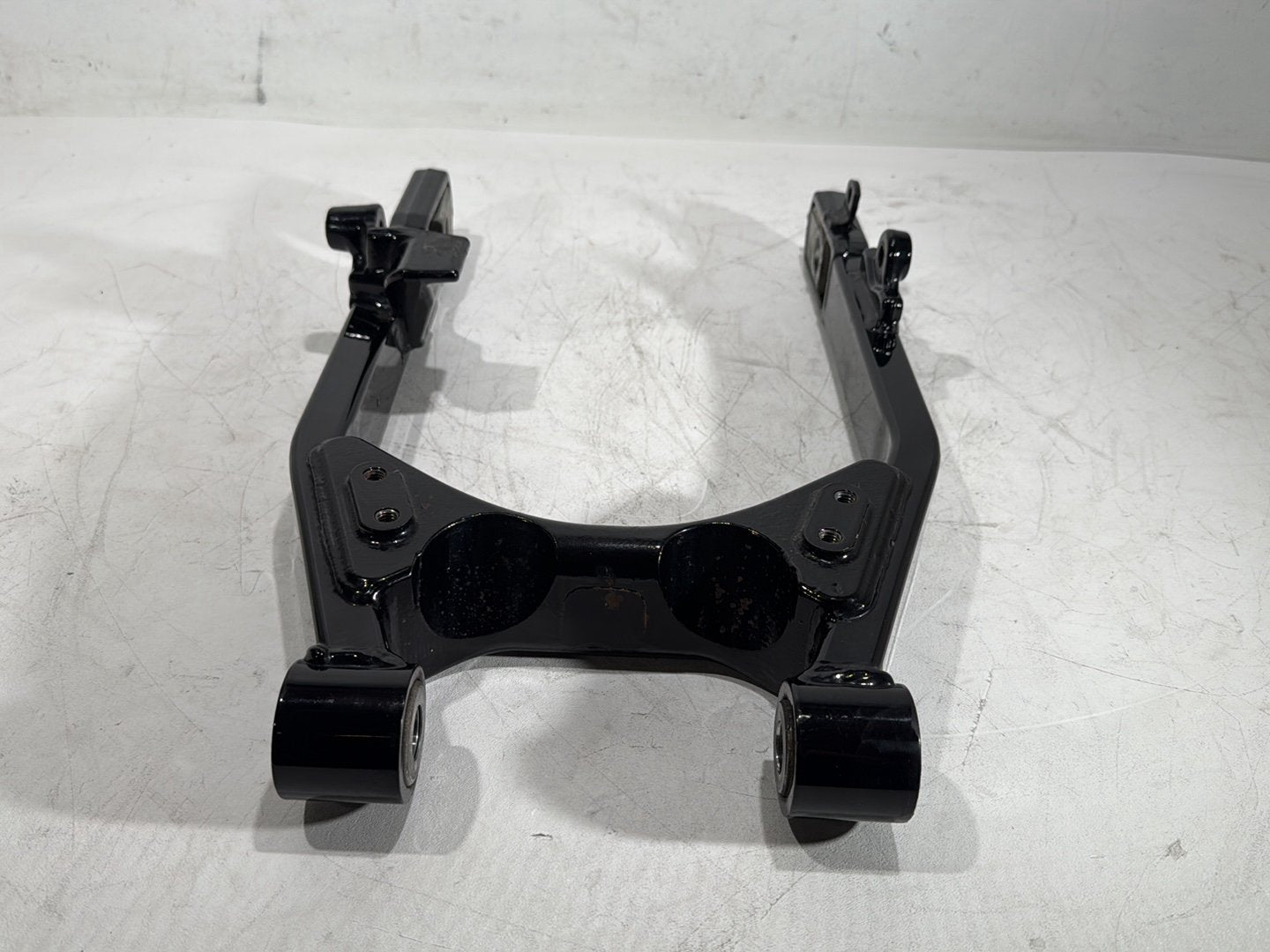 2008 Harley Dyna Fat Bob FXDF OEM Rear Fork Swingarm Swing Arm