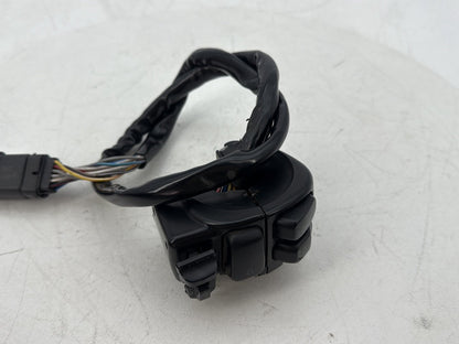 2008 - 2016 Harley-Davidson Touring Electra Glide Ultra Right Engine Start Kill Switches Controls 	71684-06A