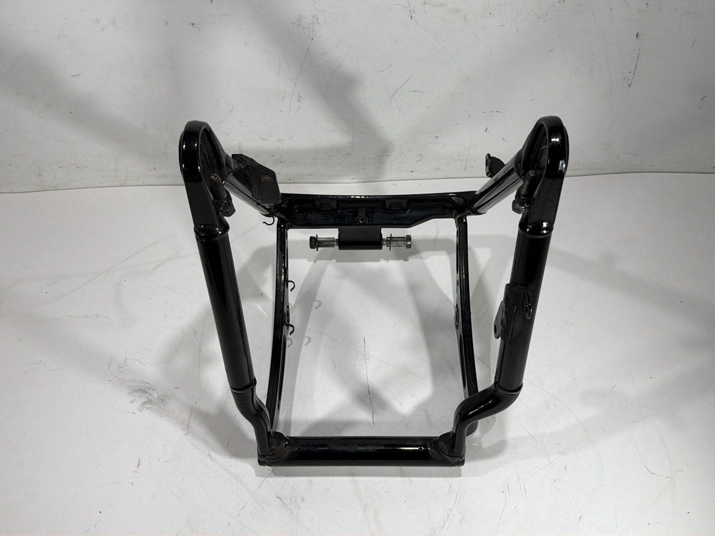 2011 Harley Heritage Softail Classic FLSTC OEM Rear Fork Swingarm Swing Arm