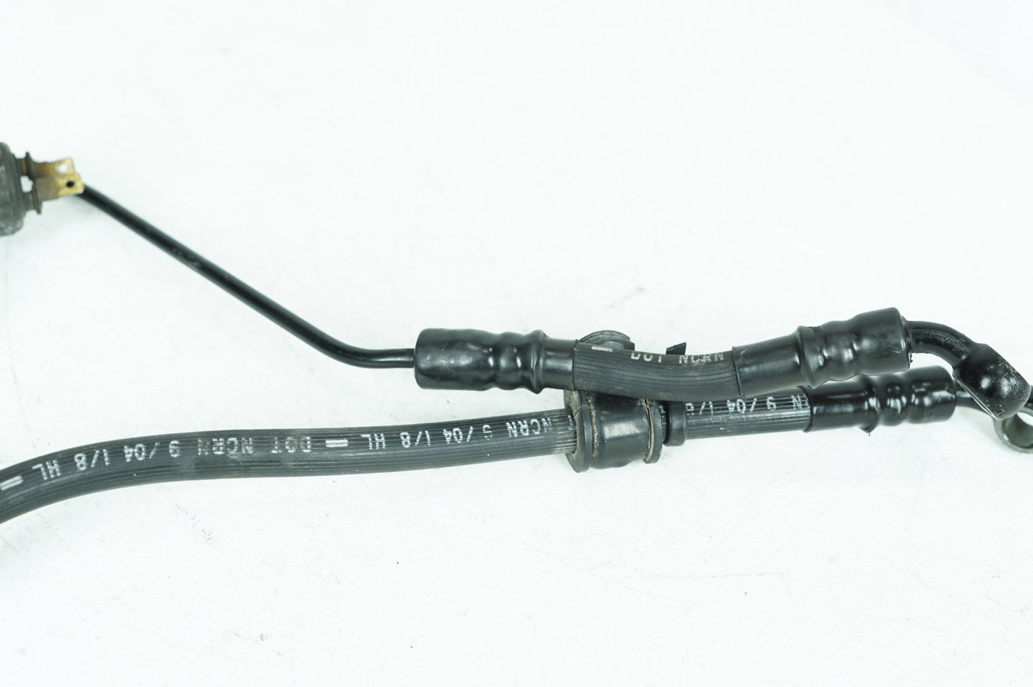 2004 - 2013 Harley-Davidson Sportster Custom Rear Brake Hose Line Pipe  	44429-04