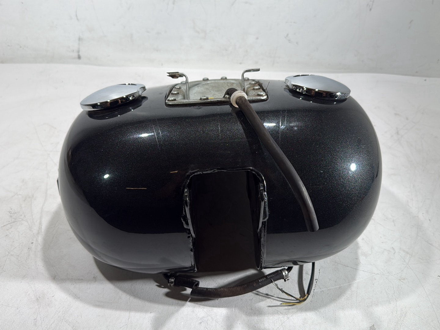 2008 Harley Dyna Fat Bob FXDF OEM Fuel Gas Tank Gasoline Reservoir