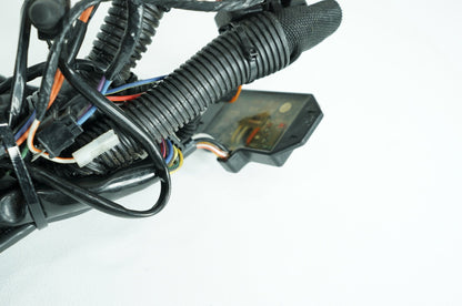 2007 - 2011 Harley-Davidson Touring Electra Ultra Front Sub Wiring Harness Loom Interconnect 70232-08