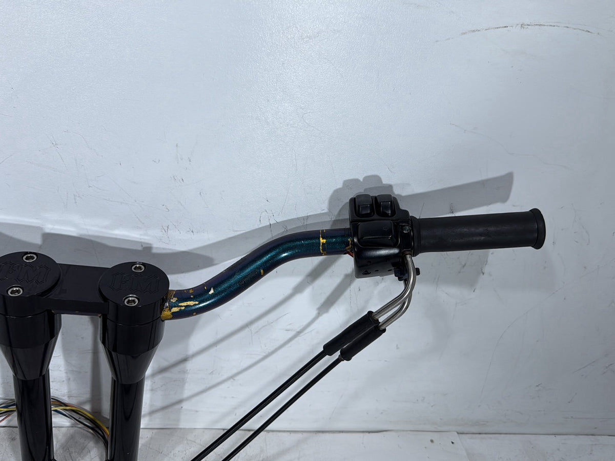 2007 Harley Dyna Street Bob FXDB OEM Handlebars Left Right Switches Controls