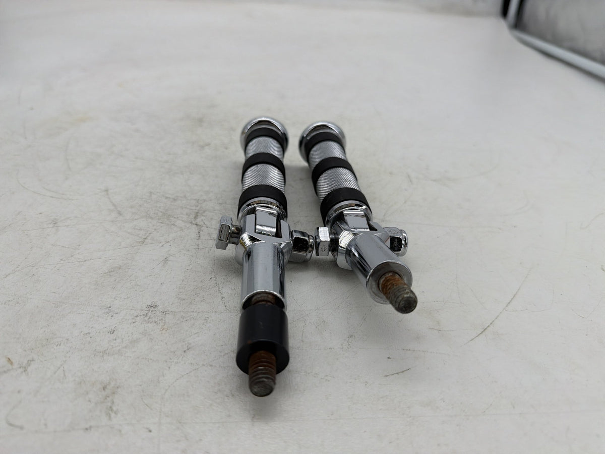 2001 Harley Softail Deuce FXSTD OEM Passenger Left & Right Foot Pegs