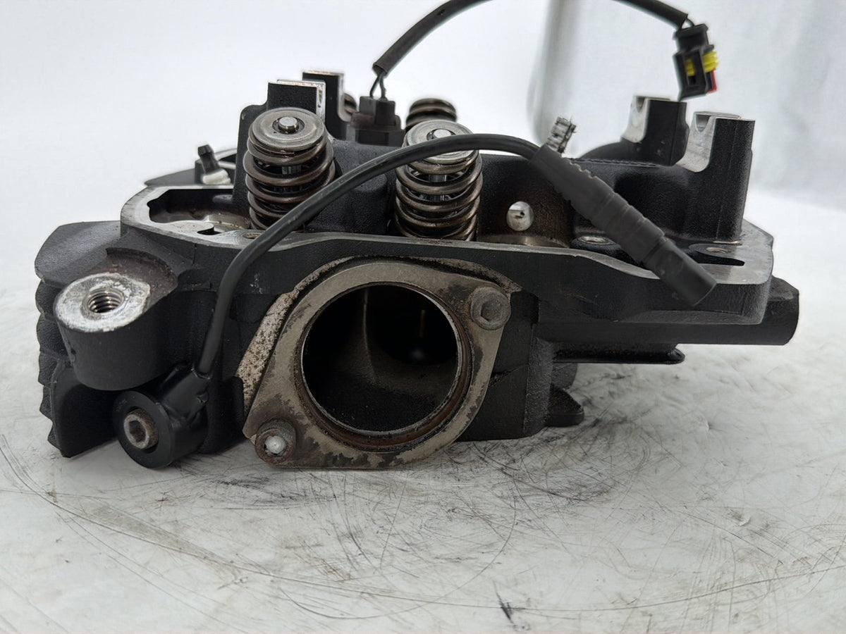 2019 Harley Touring FLHT Electra Glide OEM Front Twin Cam Engine Cylinder Head