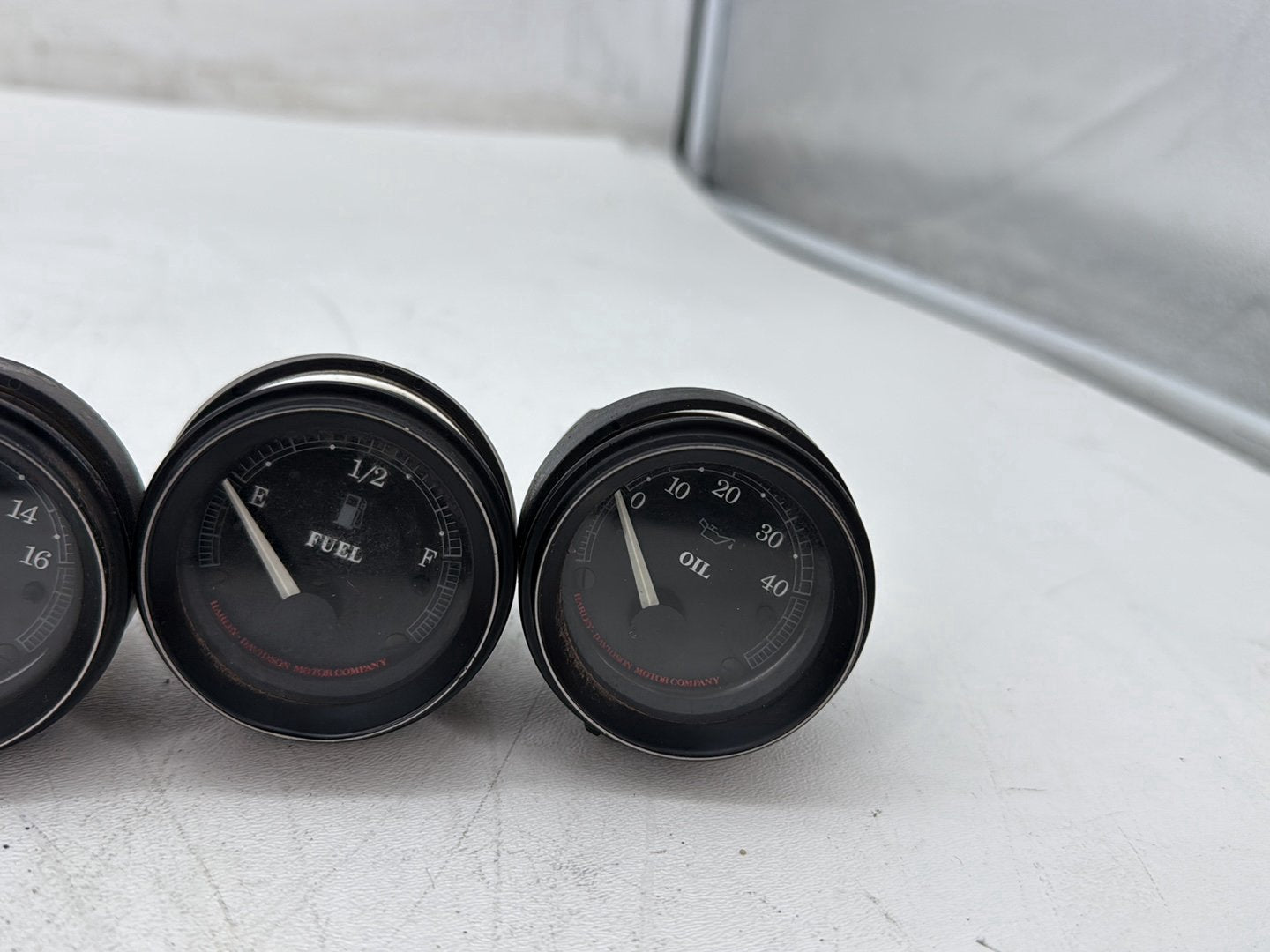 1996 Harley Electra Glide Touring FLHT OEM Air Oil Volt Fuel Tacho Speedo Gauges