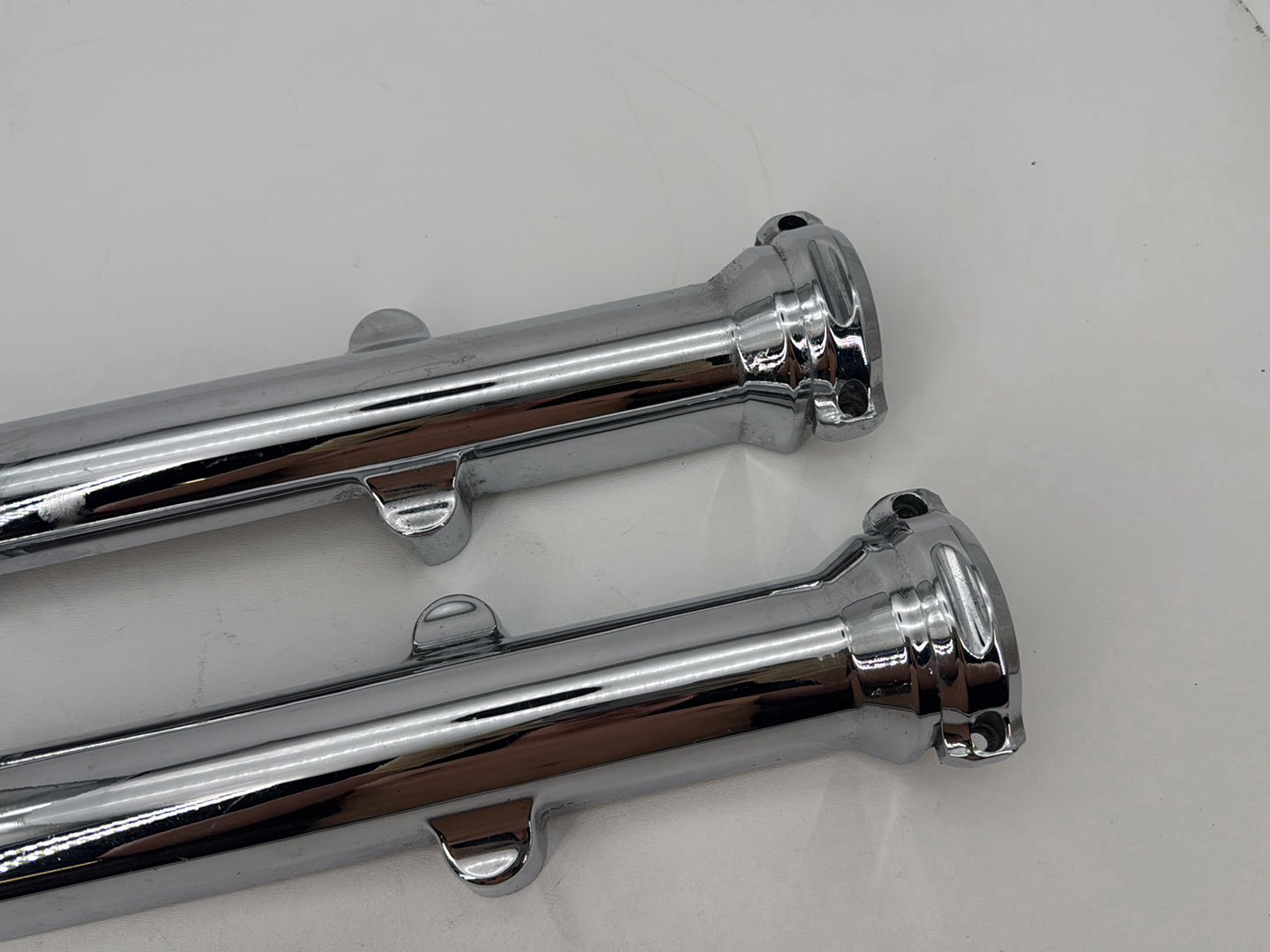 1999 - 2006 Harley-Davidson Dyna Low Rider Front Left & Right Fork Legs Sliders Chrome