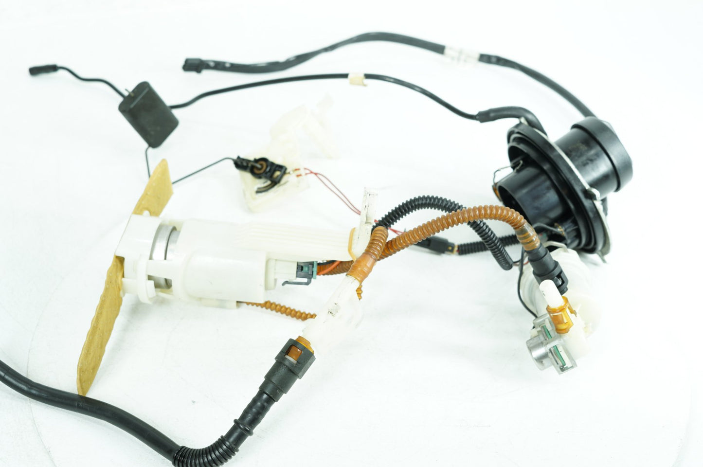 2007 - 2012 Harley-Davidson Touring Electra Glide Ultra Fuel Pump Gas Gasoline Petrol Sending 62908-08