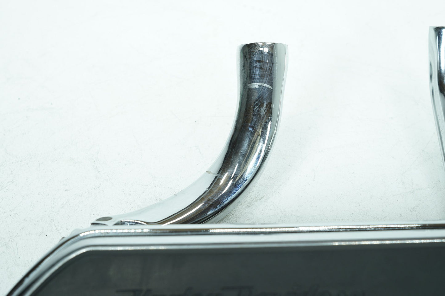 2007 - 2012 Harley-Davidson Touring CVO Electra Screamin Eagle Right Driver 1 Floorboard Foot Rest 50683-04