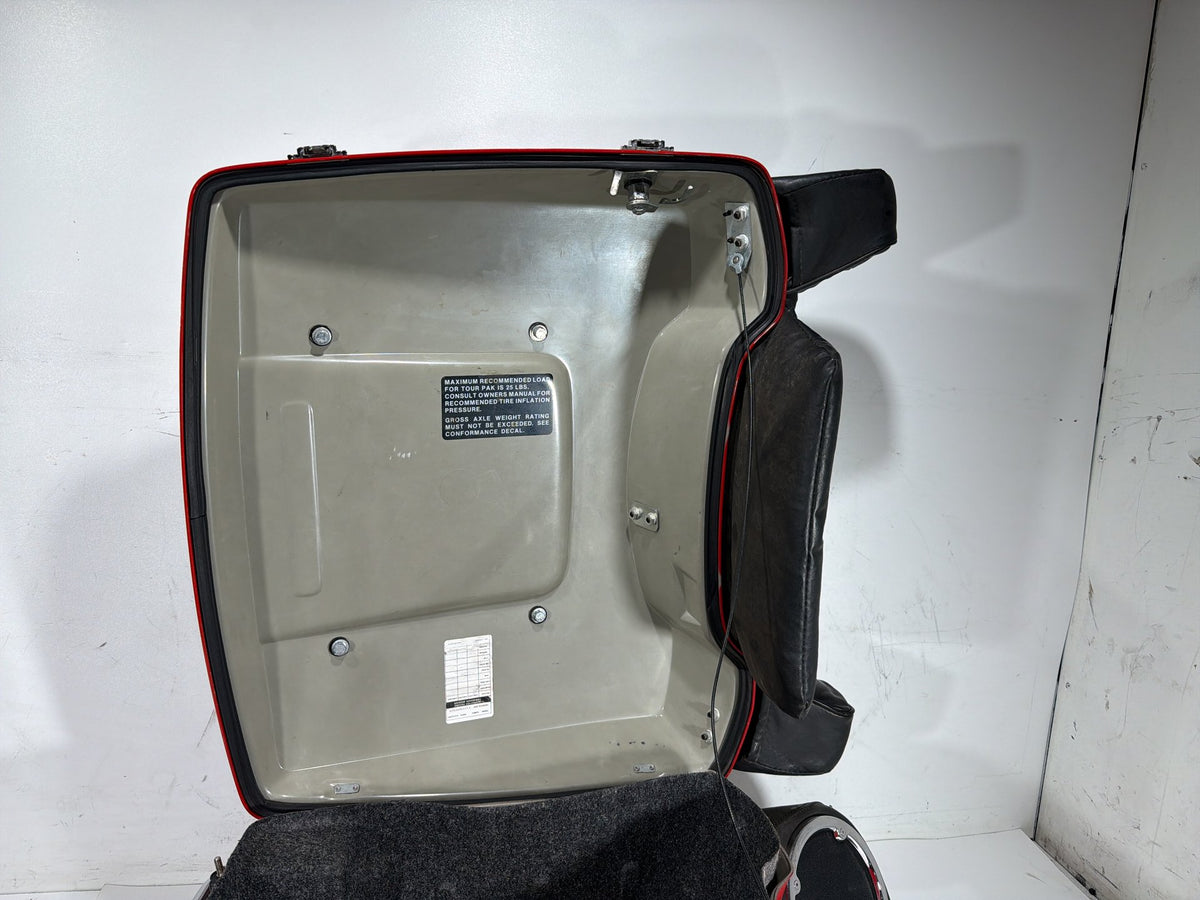 2004 Harley Electra Glide Touring Ultra OEM Pass Backrest Tour Pak Luggage NOKey