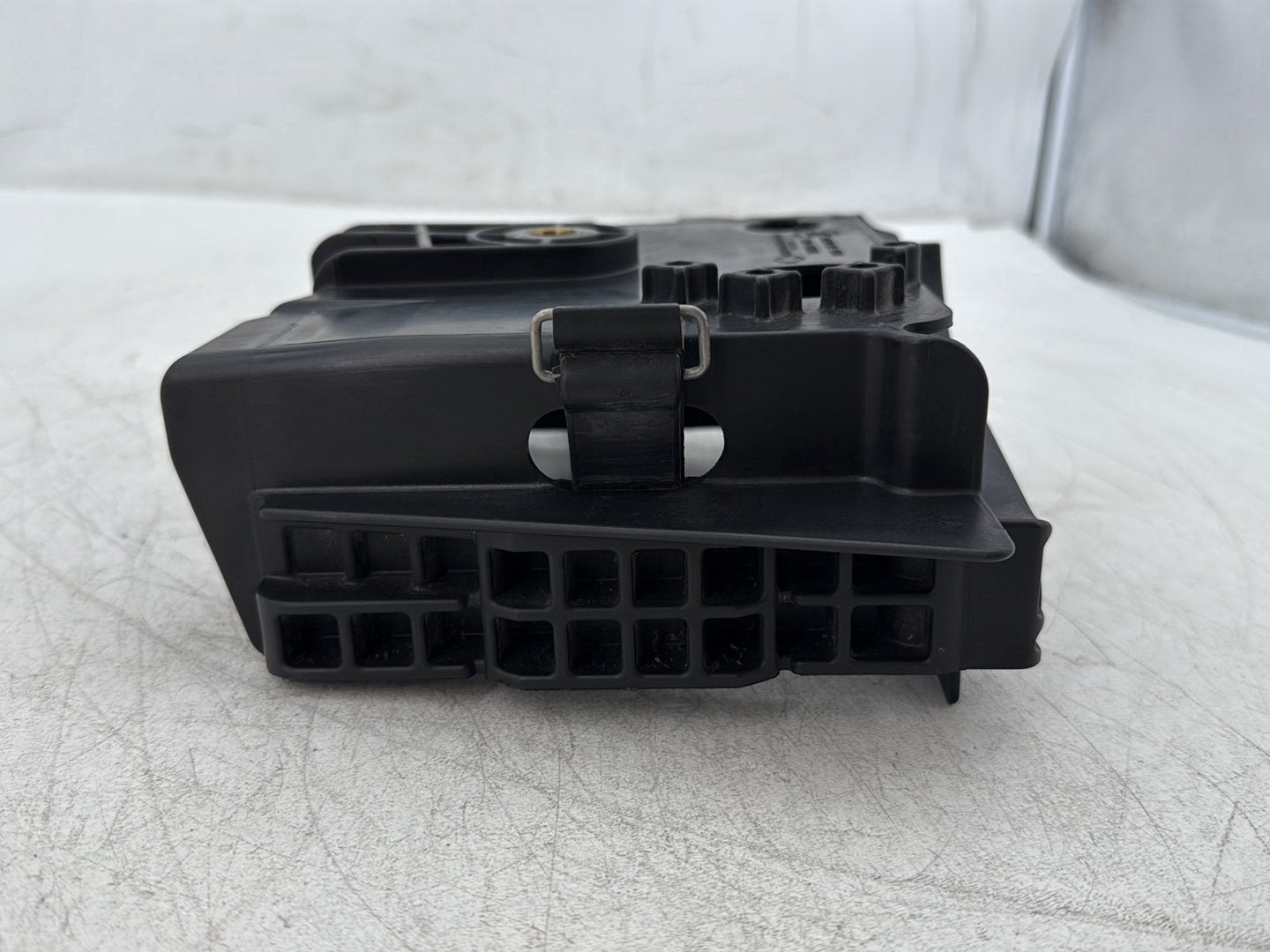 2010 Harley Dyna Fat Bob FXDF OEM Battery Tray Bracket Holder Carrier